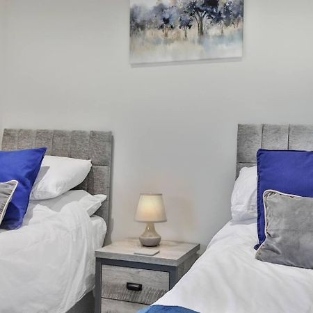 Villa Magnificent, Renovated Whole House With Garden Sheffield Exterior foto
