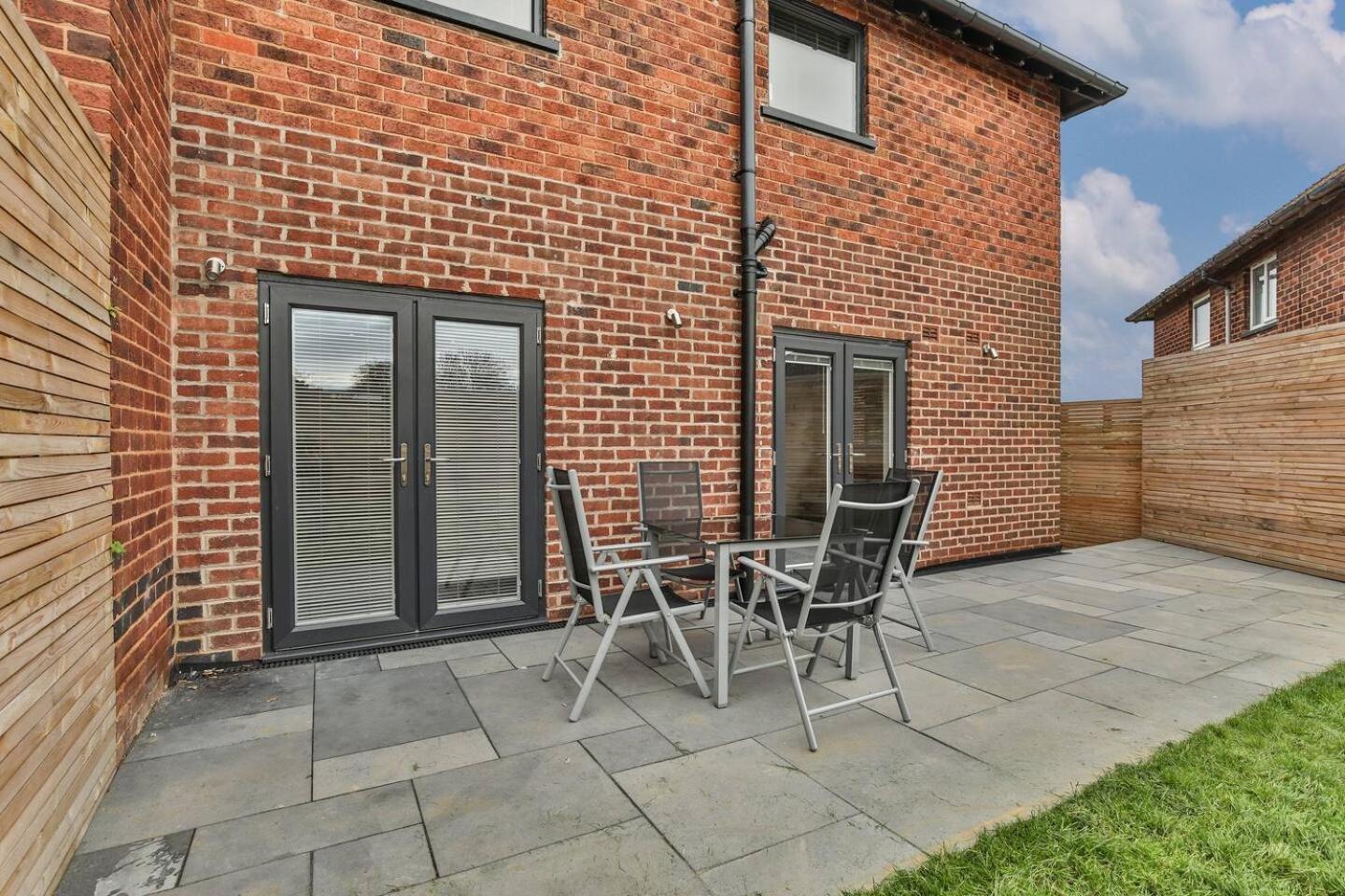 Villa Magnificent, Renovated Whole House With Garden Sheffield Exterior foto